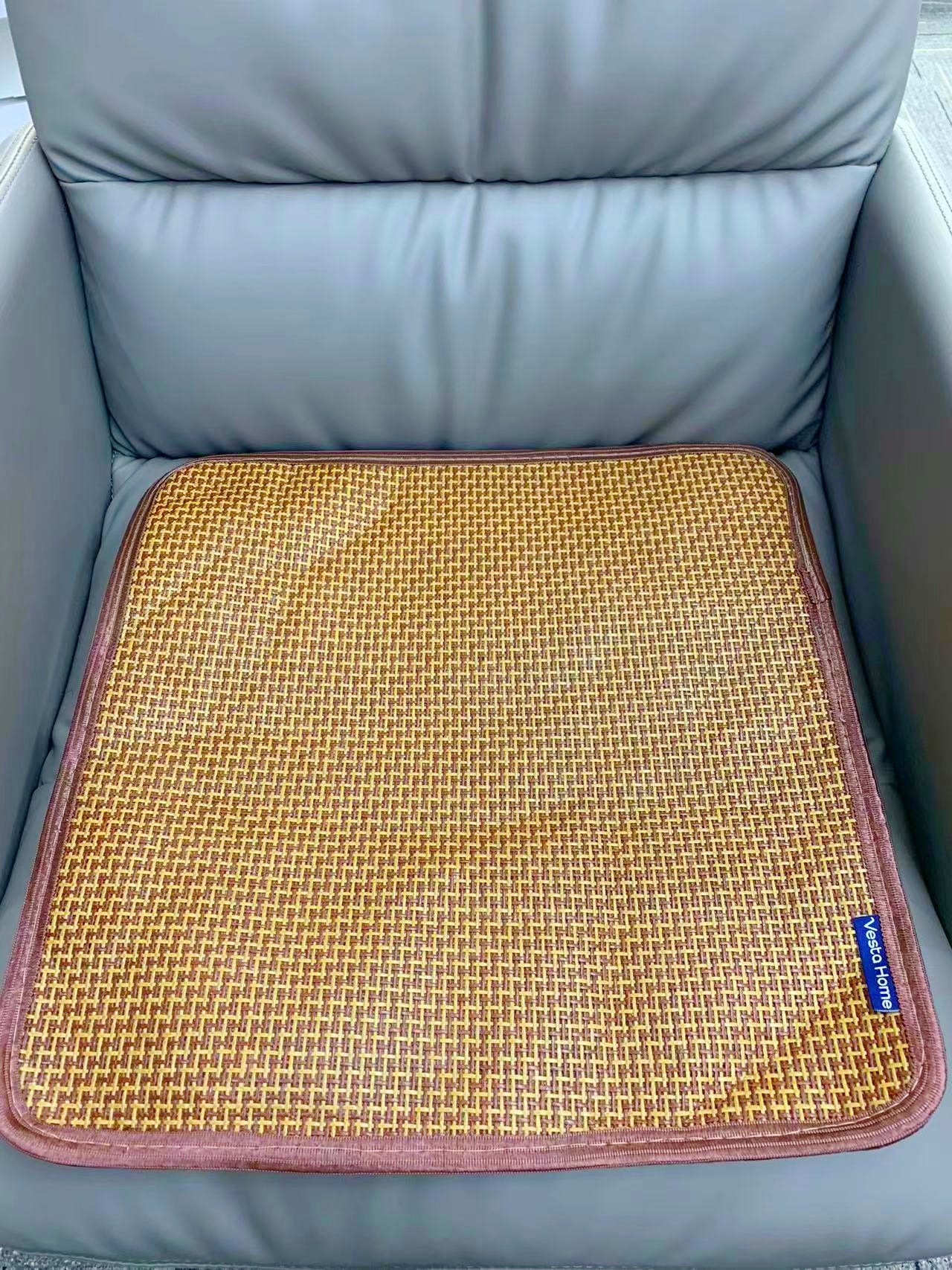 Vesta Home Grass mat cushion