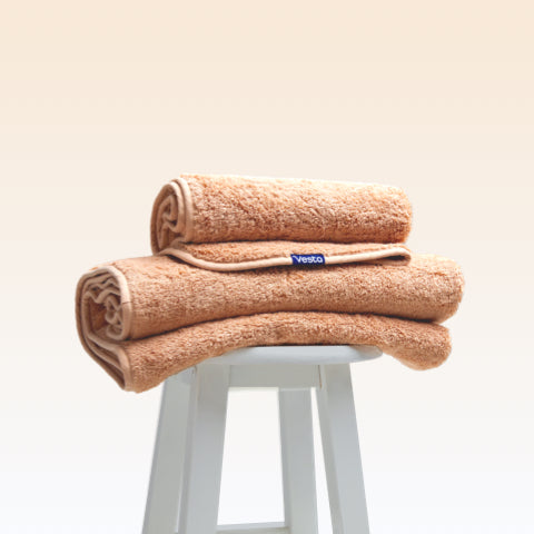 Egyptian_Plush_Towel_comparison.jpg