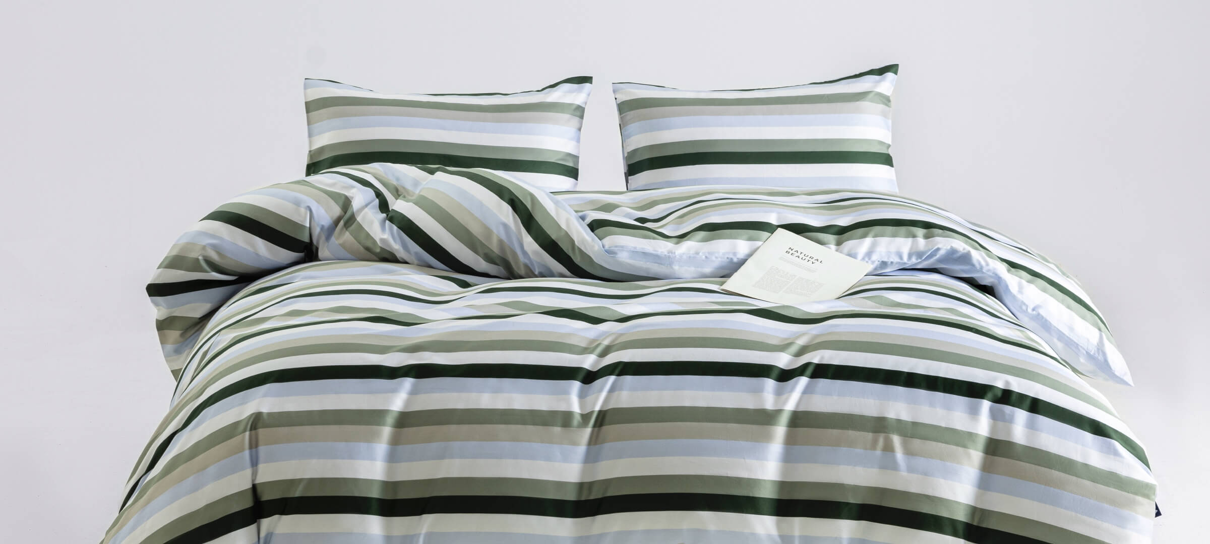 Luxury Woven with Light and Line