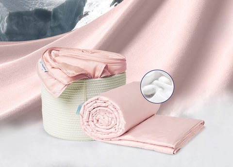Packaging of Vesta Washable Premium Silk Cooling Blanket