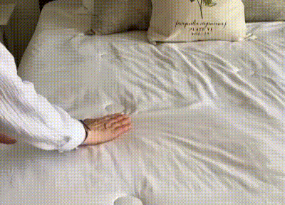 Sleep with SuperSilk™ Silk-filled All-Season Duvet*hidden