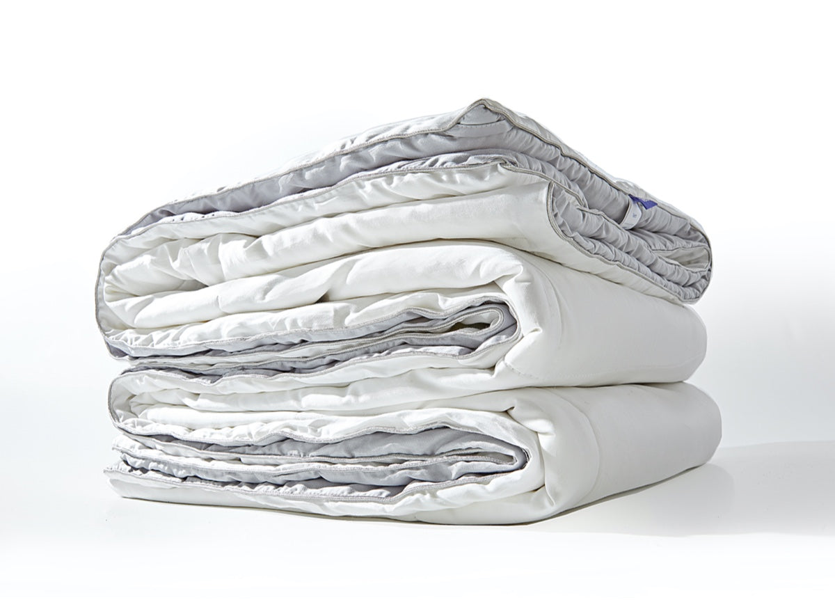 All-Season Silk Comforter
