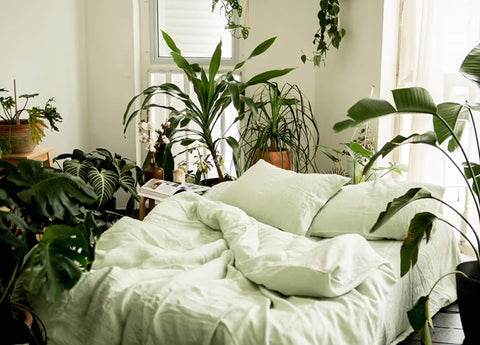 Tender Green Silk Cooling Blanket - King Size Only