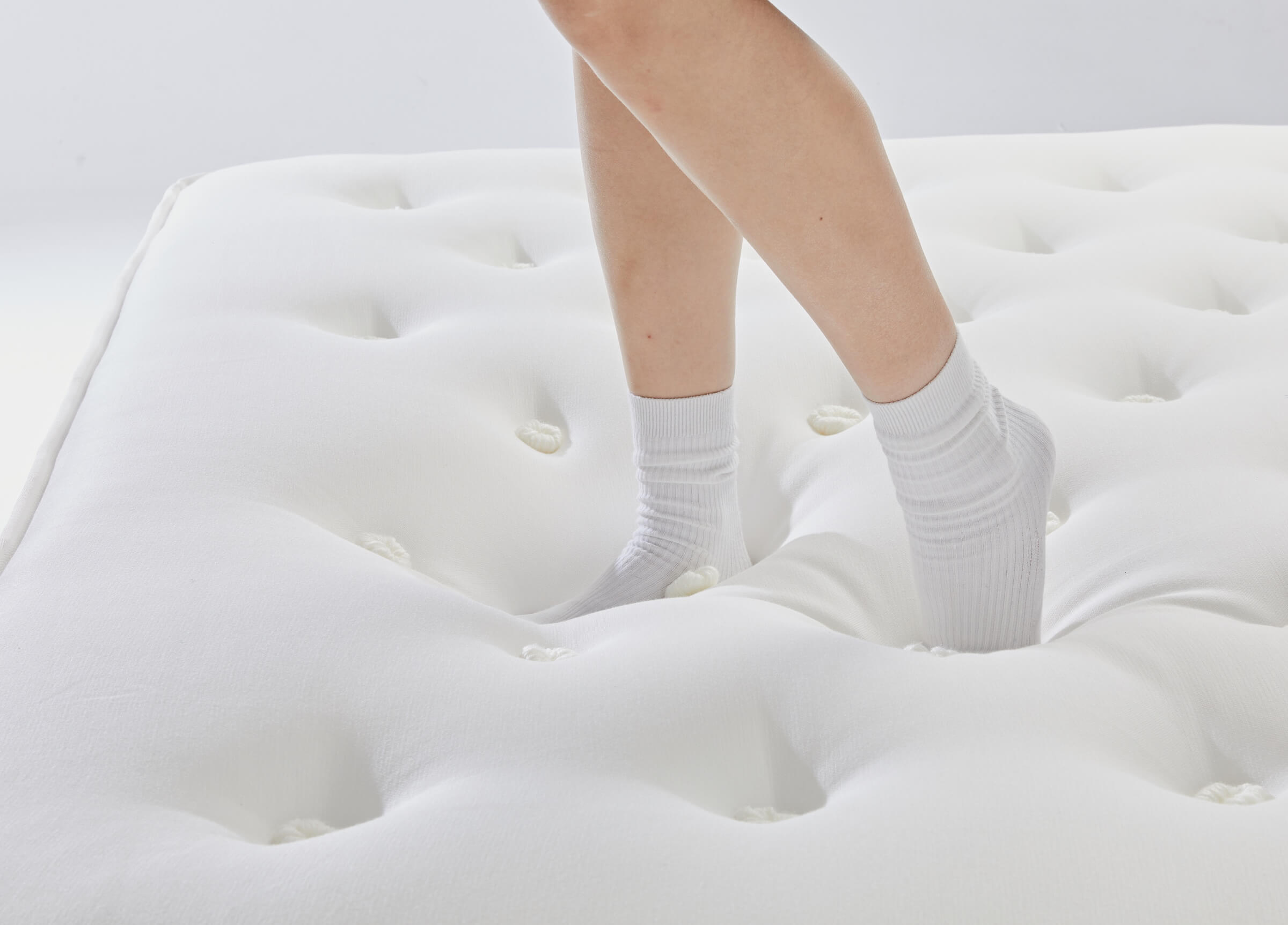 Zenith™ 11-layered Soft-Medium Hybrid Mattress Royal