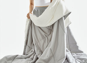 All-Season Silk Comforter